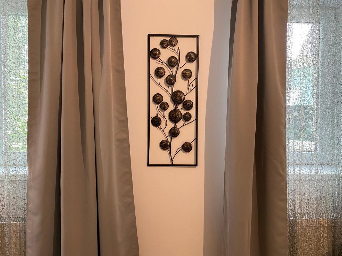 Urseni Studio Apartment Timisoara Bagian luar foto